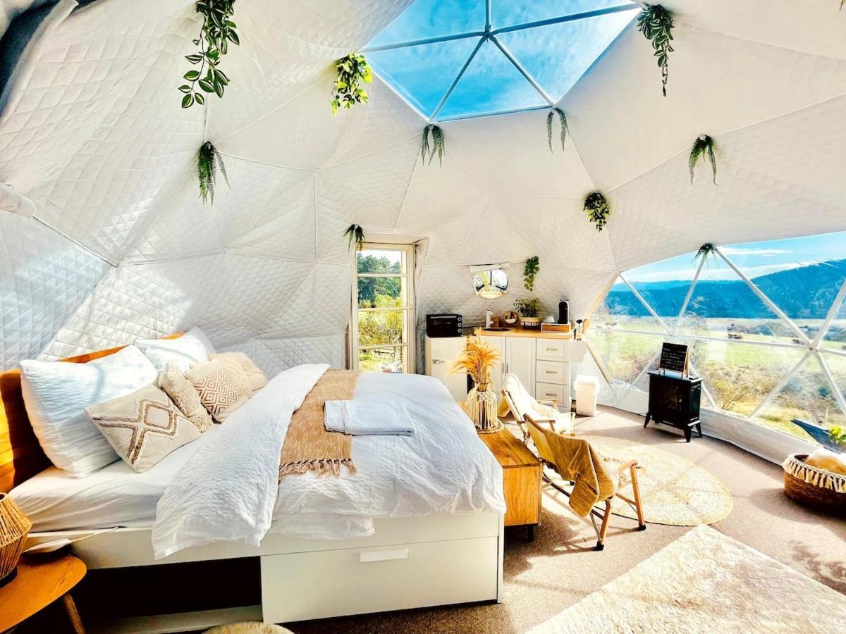 Hotel Glamping Hohe Wand - Zelt Mit Sternenfenster Und Whirlpool Maiersdorf Exterior foto